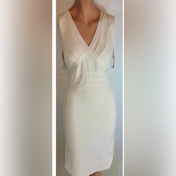 Herve Leger Lorelei Vanilla Body Con Bandage Dress w Gold Hardware - Picture 4 of 10
